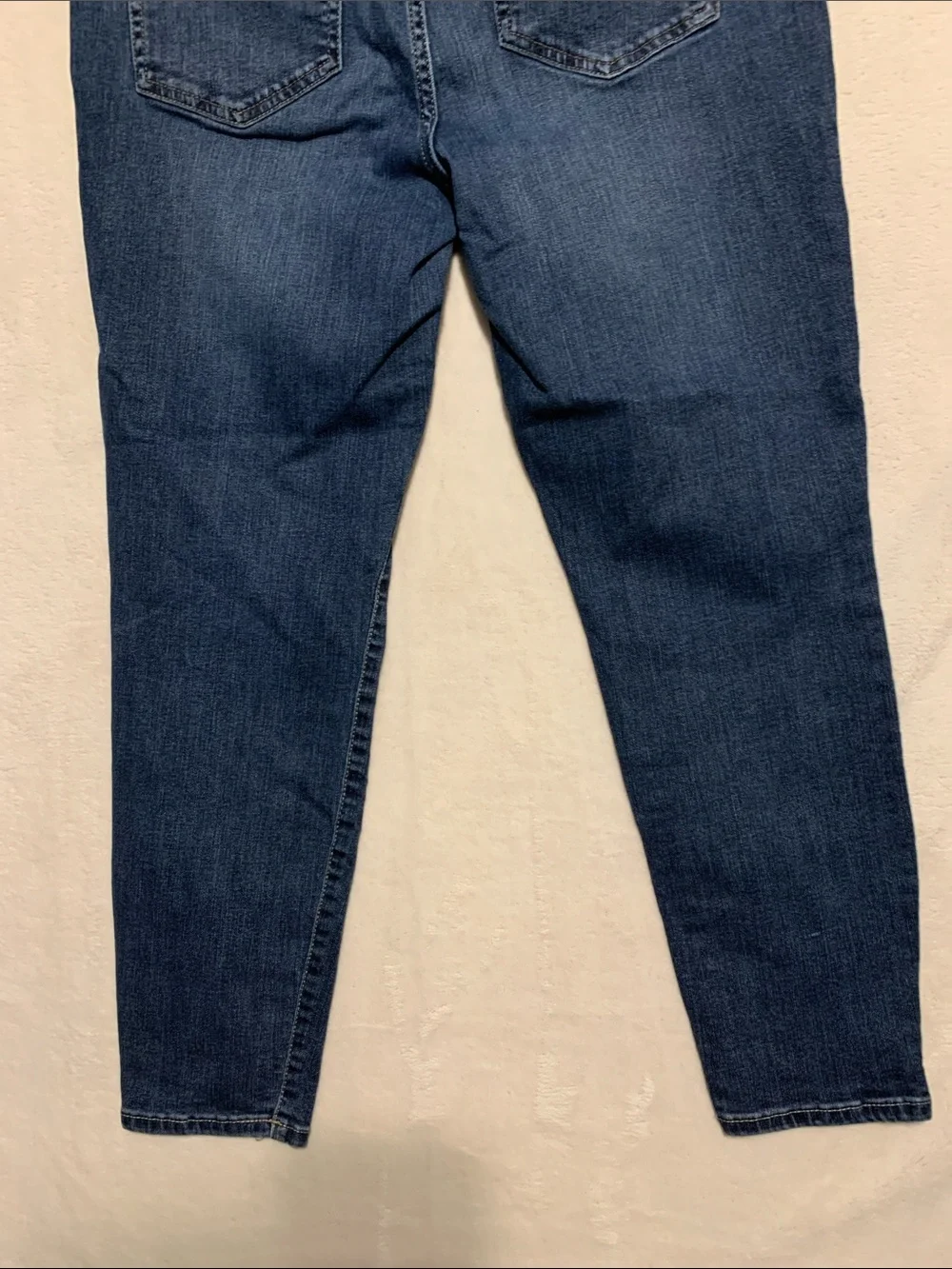 Lucky Brand Jeans Ava Mid Rise Skinny ankle 12 31 mid rise cropped
